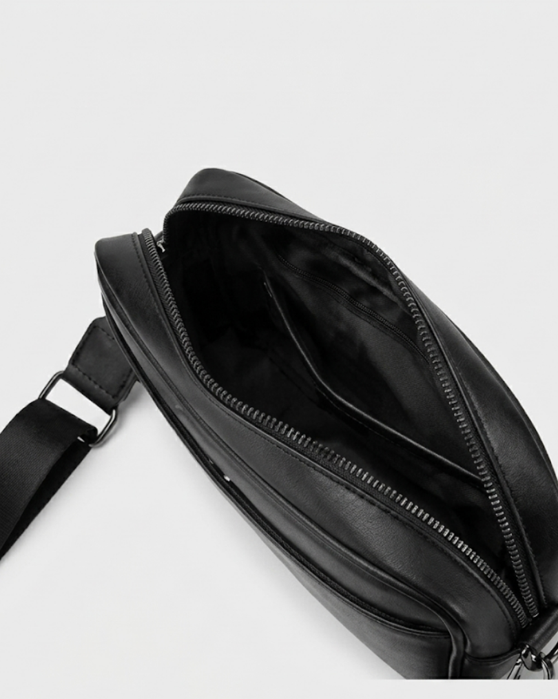 The Companion - Black